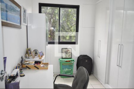 Quarto de apartamento para alugar com 2 quartos, 53m² em Del Castilho, Rio de Janeiro