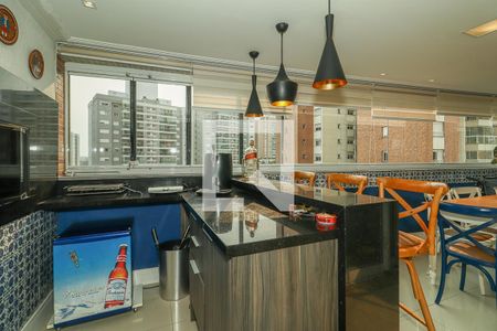 Varanda da Sala de apartamento à venda com 3 quartos, 199m² em Jardim do Salso, Porto Alegre