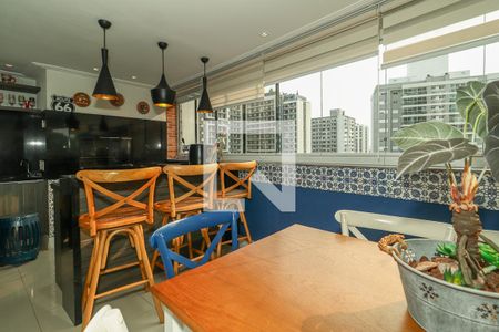 Varanda da Sala de apartamento à venda com 3 quartos, 199m² em Jardim do Salso, Porto Alegre