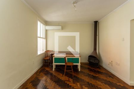 Sala de apartamento à venda com 3 quartos, 115m² em Petrópolis, Porto Alegre