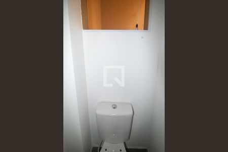 Lavabo de casa de condomínio para alugar com 2 quartos, 96m² em Vila Nova Carolina, São Paulo