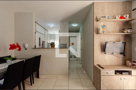 Sala de apartamento para alugar com 2 quartos, 48m² em Vila Santa Delfina, São Paulo