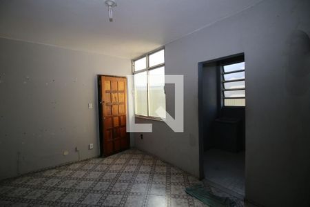 Sala de apartamento para alugar com 1 quarto, 45m² em Parada de Lucas, Rio de Janeiro