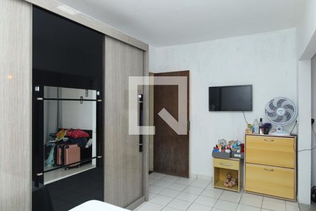 Quarto 2 de casa para alugar com 2 quartos, 61m² em Vila Jacuí, São Paulo