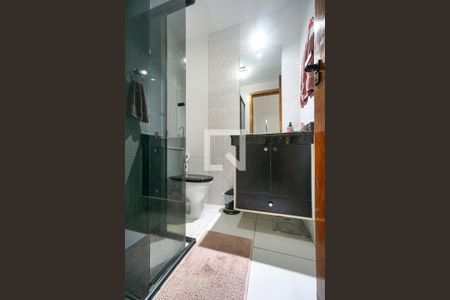 Banheiro de apartamento à venda com 1 quarto, 51m² em Penha de França, São Paulo