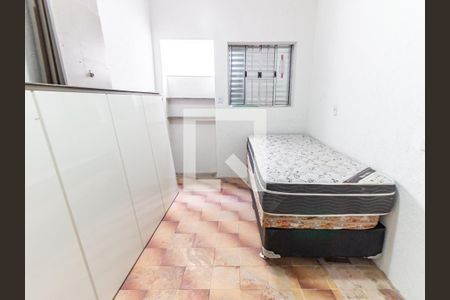 Quarto 2 de casa para alugar com 2 quartos, 120m² em Vila Oratório, São Paulo