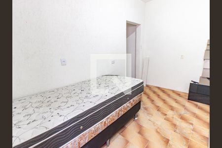 Quarto 2 de casa para alugar com 2 quartos, 120m² em Vila Oratório, São Paulo