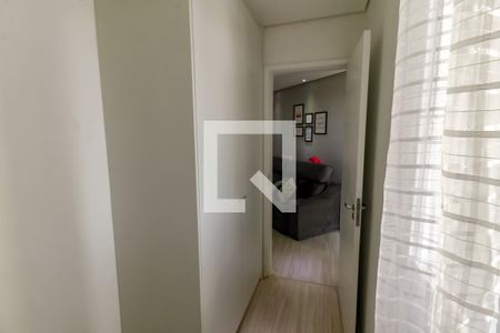 Quarto 1 de apartamento para alugar com 2 quartos, 51m² em Jardim Monte Alegre, Taboão da Serra