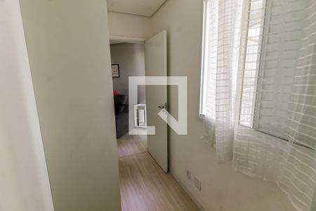 Quarto 1 de apartamento para alugar com 2 quartos, 51m² em Jardim Monte Alegre, Taboão da Serra