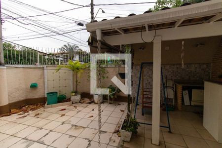 Vista  de casa para alugar com 4 quartos, 240m² em São Francisco, Niterói