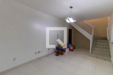 Sala de casa para alugar com 4 quartos, 240m² em São Francisco, Niterói