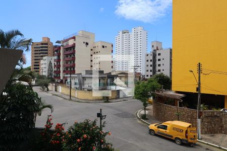 Vista de apartamento para alugar com 2 quartos, 70m² em Enseada, Guarujá