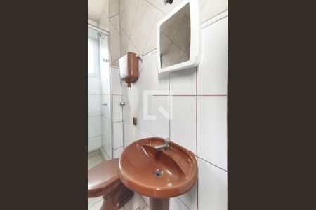 Banheiro de apartamento para alugar com 2 quartos, 58m² em Campina, São Leopoldo