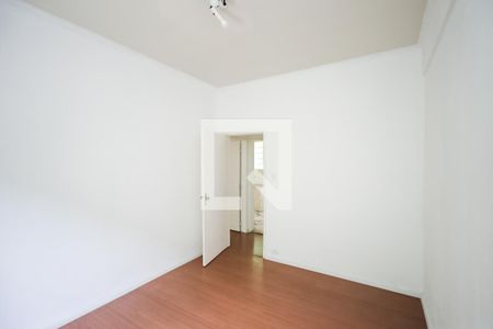 Quarto 1 de apartamento à venda com 2 quartos, 70m² em Vila Firmiano Pinto, São Paulo