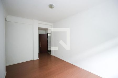 Sala de apartamento à venda com 2 quartos, 70m² em Vila Firmiano Pinto, São Paulo