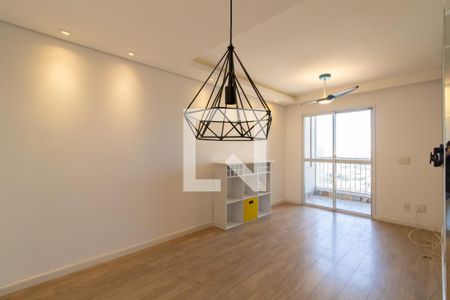 Sala de apartamento à venda com 3 quartos, 77m² em Jardim Flor da Montanha, Guarulhos