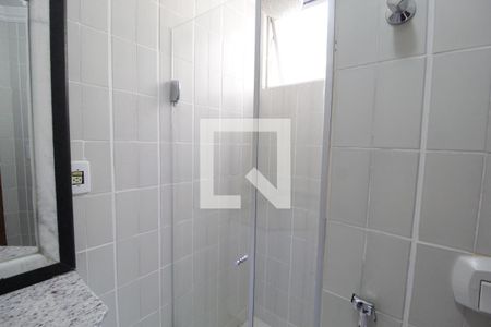 Banheiro Social de apartamento para alugar com 1 quarto, 45m² em Santa Mônica, Uberlândia