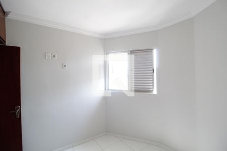 Quarto de apartamento para alugar com 1 quarto, 45m² em Santa Mônica, Uberlândia