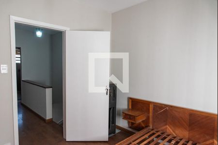 Quarto 1 de casa para alugar com 3 quartos, 240m² em Vila Monumento, São Paulo