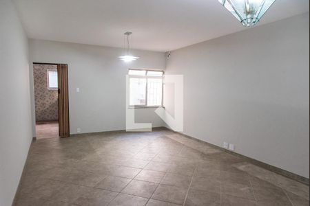 Sala de casa à venda com 3 quartos, 240m² em Vila Monumento, São Paulo