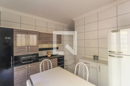 Casa à venda com 200m², 3 quartos e 2 vagas Casa à venda com 200m², 3 quartos e 2 vagasCozinha 1