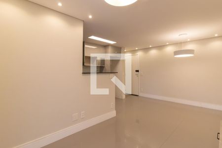 Sala de apartamento para alugar com 2 quartos, 68m² em Jardim Flor da Montanha, Guarulhos