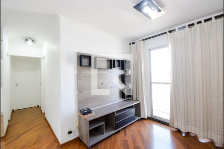 Sala de apartamento para alugar com 3 quartos, 64m² em Vila das Bandeiras, Guarulhos