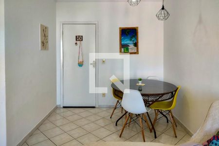 Sala de apartamento para alugar com 1 quarto, 56m² em Vila Tupi, Praia Grande