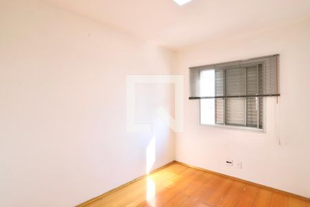 Quarto 1 de apartamento para alugar com 2 quartos, 50m² em Belenzinho, São Paulo