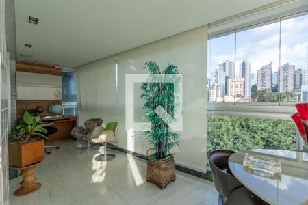 Varanda de apartamento à venda com 4 quartos, 243m² em Belvedere, Belo Horizonte