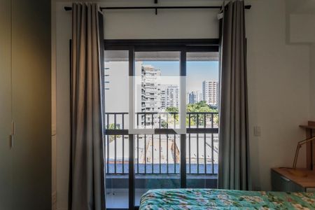 Varanda de kitnet/studio para alugar com 1 quarto, 24m² em Indianópolis, São Paulo