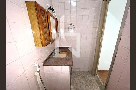 Banheiro de apartamento à venda com 3 quartos, 58m² em Cachambi, Rio de Janeiro