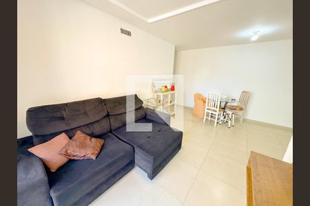 Sala de TV de apartamento para alugar com 2 quartos, 68m² em Ingleses do Rio Vermelho, Florianópolis