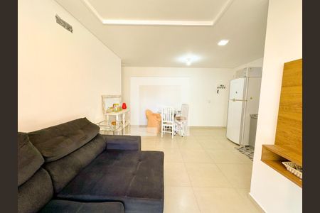 Sala de TV de apartamento para alugar com 2 quartos, 68m² em Ingleses do Rio Vermelho, Florianópolis