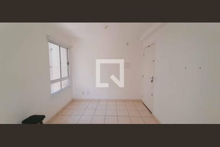 Sala de apartamento para alugar com 2 quartos, 50m² em Quitaúna, Osasco