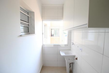 Sala / Cozinha / Área de Serviço de apartamento para alugar com 2 quartos, 41m² em Jardim São Paulo(zona Norte), São Paulo