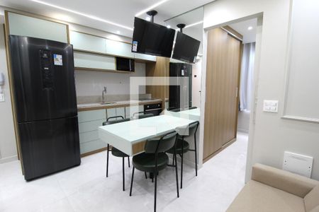 Sala/Cozinha de kitnet/studio para alugar com 2 quartos, 40m² em Moema, São Paulo