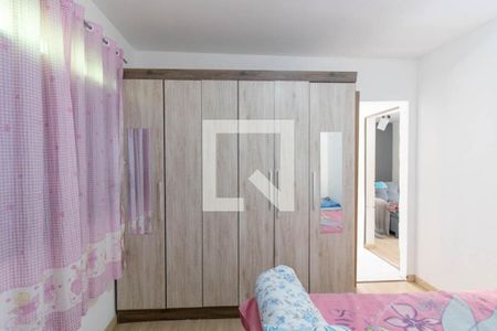 Quarto 1 de casa para alugar com 2 quartos, 35m² em Parolin, Curitiba