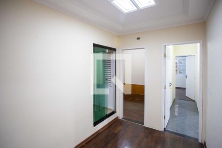 Corredor de casa para alugar com 3 quartos, 250m² em Centro, Diadema