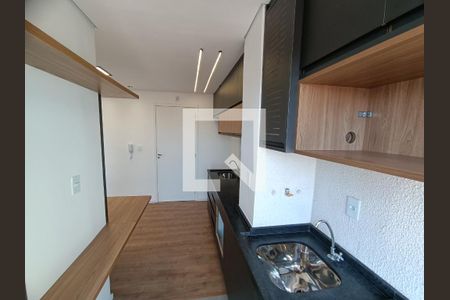 Sala/Cozinha de apartamento para alugar com 2 quartos, 32m² em Jardim Monte Kemel, São Paulo