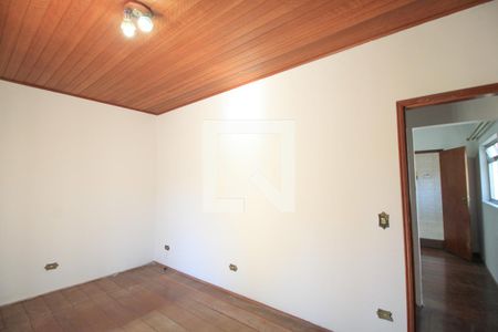 Quarto 1 de casa para alugar com 2 quartos, 110m² em Vila Prudente, São Paulo