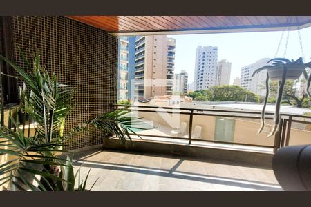 Varanda da Sala de apartamento à venda com 4 quartos, 168m² em Cambuí, Campinas