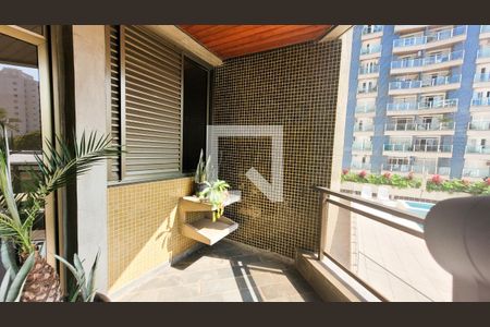 Varanda da Sala de apartamento à venda com 4 quartos, 168m² em Cambuí, Campinas