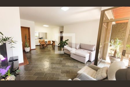 Sala de apartamento à venda com 4 quartos, 168m² em Cambuí, Campinas