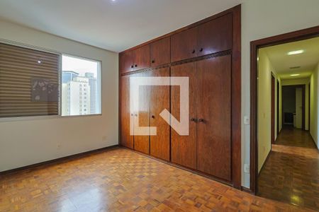 Quarto 1 de apartamento à venda com 4 quartos, 195m² em Funcionários, Belo Horizonte