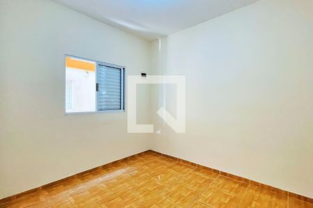 Quarto de casa para alugar com 1 quarto, 60m² em Jardim Presidente Dutra, Guarulhos