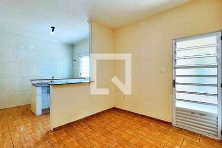 Sala de casa para alugar com 1 quarto, 60m² em Jardim Presidente Dutra, Guarulhos