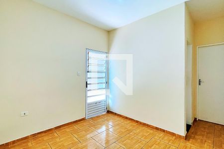 Sala de casa para alugar com 1 quarto, 60m² em Jardim Presidente Dutra, Guarulhos