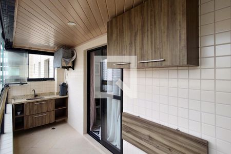 Apartamento para alugar com 89m², 2 quartos e 1 vaga Apartamento para alugar com 89m², 2 quartos e 1 vagaSacada