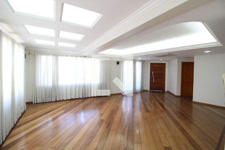 Sala de casa para alugar com 6 quartos, 645m² em Jardim São Bento, São Paulo